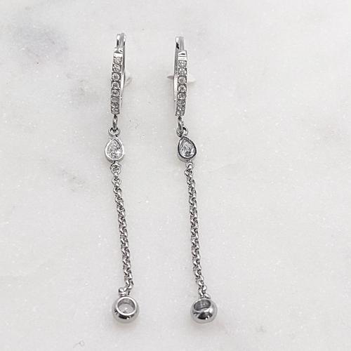 Boucles d'oreilles pendantes en acier inoxydable avec chaîne délicate et barre de strass