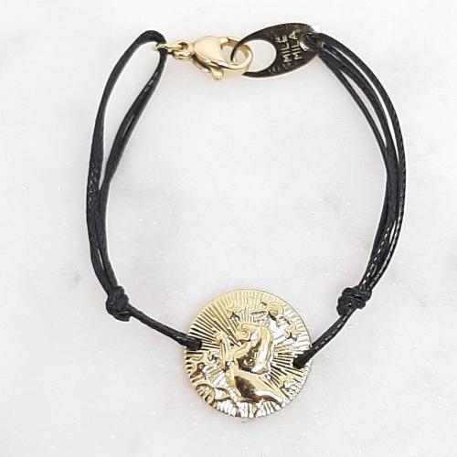 Bracelet signe astrologique Lion Milë Mila en acier inoxydable trempé dans un bain doré avec fermoir mousqueton